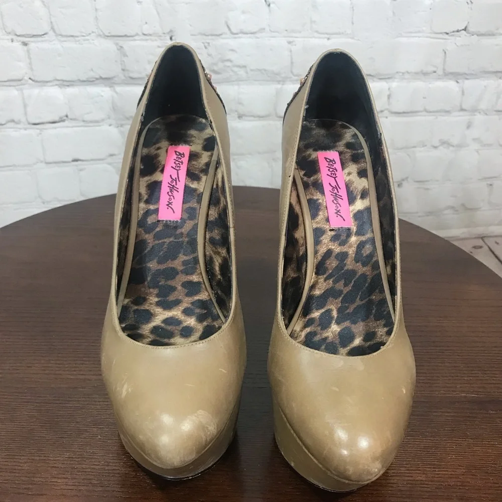 Betsey Johnson very sexy